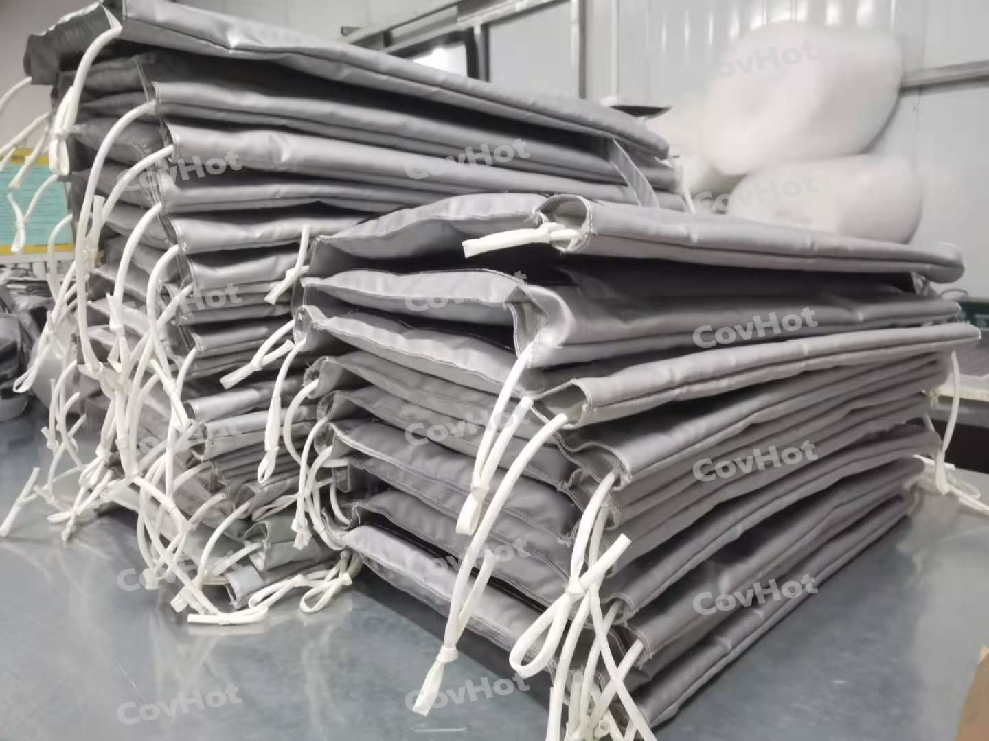 可拆卸式<a href=http://www.by3069.cn/e/tags/?tagname=%E6%9F%94%E6%80%A7%E4%BF%9D%E6%B8%A9%E8%A1%A3 target=_blank class=infotextkey>柔性<a href=http://www.by3069.cn/e/tags/?tagname=%E4%BF%9D%E6%B8%A9%E8%A1%A3 target=_blank class=infotextkey>保溫衣</a></a>