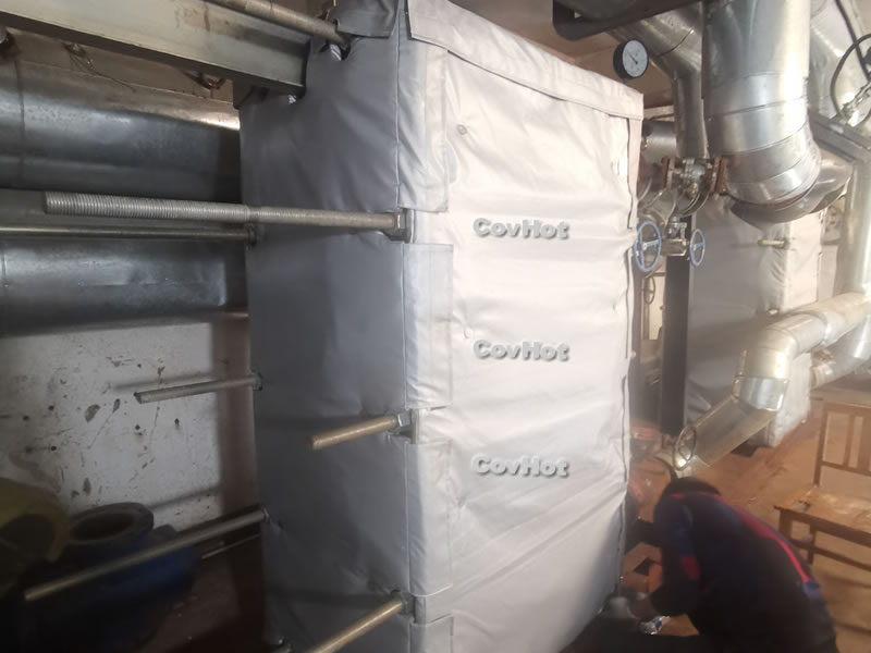 板式<a href=http://www.by3069.cn/e/tags/?tagname=%E6%8D%A2%E7%83%AD%E5%99%A8%E4%BF%9D%E6%B8%A9 target=_blank class=infotextkey>換熱器保溫</a>,<a href=http://www.by3069.cn/e/tags/?tagname=%E5%8F%AF%E6%8B%86%E5%8D%B8%E4%BF%9D%E6%B8%A9%E5%A5%97 target=_blank class=infotextkey>可拆卸<a href=http://www.by3069.cn/e/tags/?tagname=%E4%BF%9D%E6%B8%A9%E5%A5%97 target=_blank class=infotextkey>保溫套</a></a>