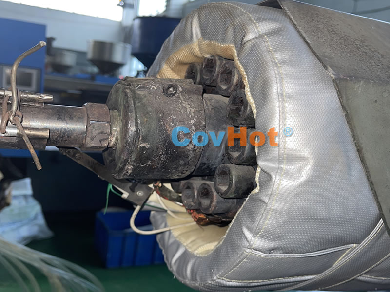 <a href=http://www.by3069.cn/e/tags/?tagname=%E6%B3%A8%E5%A1%91%E6%9C%BA%E4%BF%9D%E6%B8%A9 target=_blank class=infotextkey>注塑機保溫</a>,炮筒<a href=http://www.by3069.cn/e/tags/?tagname=%E4%BF%9D%E6%B8%A9%E5%A5%97 target=_blank class=infotextkey>保溫套</a>,方便檢修